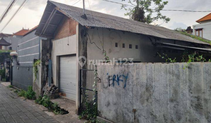 Strategic Land in Hayam Wuruk Near Renon Sedap Malam Sanur Akasoa on Jln Pakisaji Hayam Wuruk, East Denpasar SHM - Certificate of Ownership 1.5, Are of Land 1