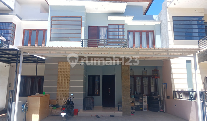"One Gated Minimalist House in Kerta Dalem Sidekarya, Near Sanur Renon"