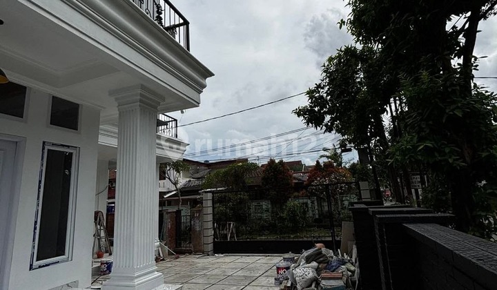 For Sale House in Megapolitan Cinere Complex Strategic Location 2