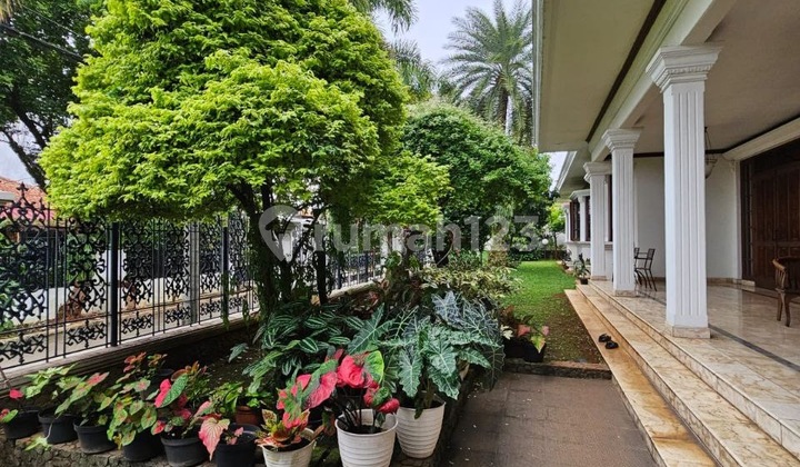 Rumah Mewah Dijual Pangkalan Jati, Dalam Komplek Premium 2