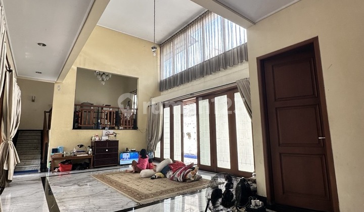 Super Strategic Location - Suitable for Residence & Business in Cinere 2