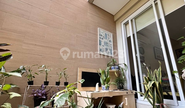 Rumah Modern Minimalis Siap Huni di Pondok Indah