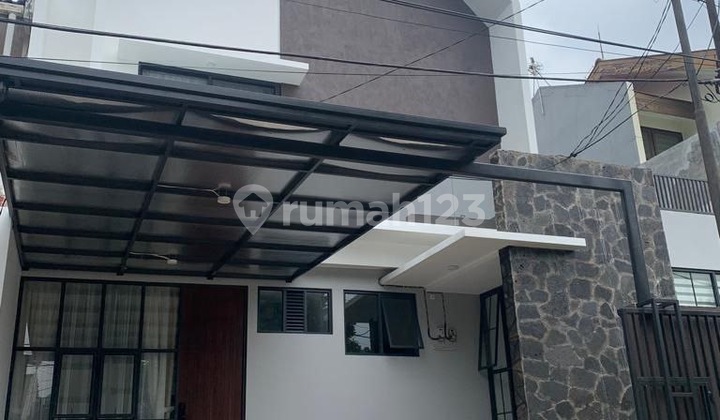 Aesthetic House in Cinere Estate – Ready to Live In! Aesthetic House in Cinere Estate – Ready to Live In!