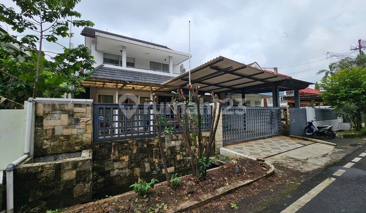 Rumah Siap Huni di Komplek Elit Lebak Bulus