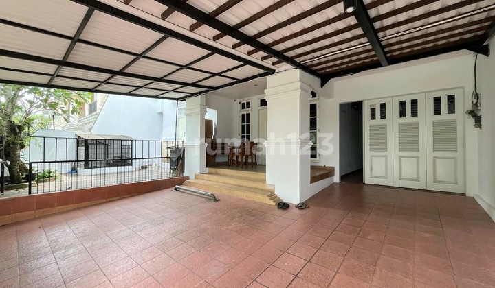 Dijual Rumah Di Komplek Perumahan Modernhill