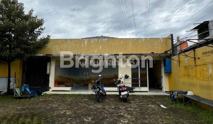 Rumah Untuk Kantor Berada Di Jalan Utama Kranggan Jakarta Timur  1