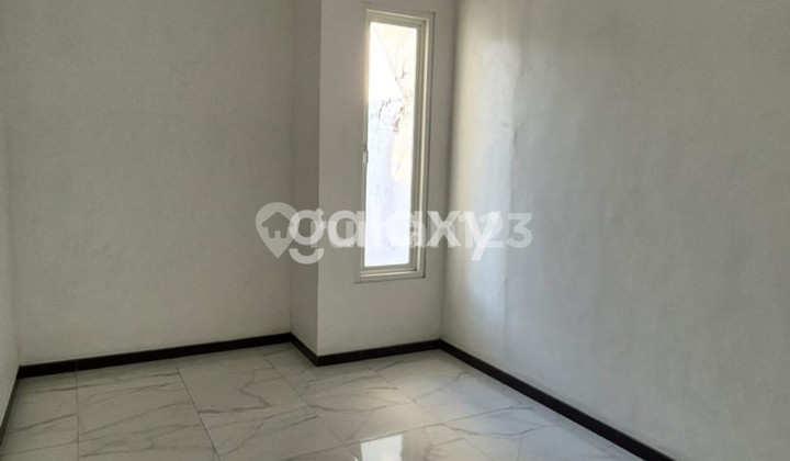 Ready-to-Occupy House in TPI Wiyung 2