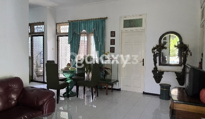 Murah Rumah Pojok Hitung Tanah di TPI Wiyung 2