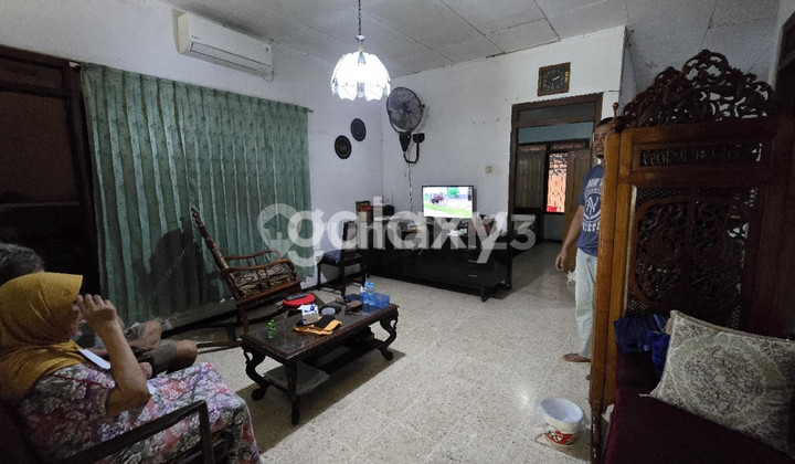 Large House South Kutisari Indah 2