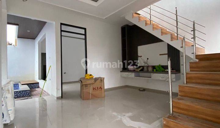 Rumah Villa 3 Lantai Baru Plus Kolam Renang Di Oro Oro Ombo Batu 2