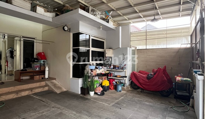 Rumah Modern Dekat Kampus Machung di Villa Puncak Tidar 2