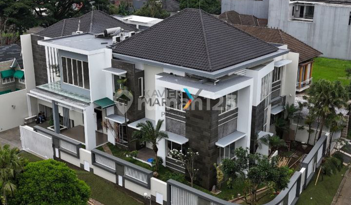 Rumah Mewah Dekat Kampus Brawijaya di Permata Jingga Suhat