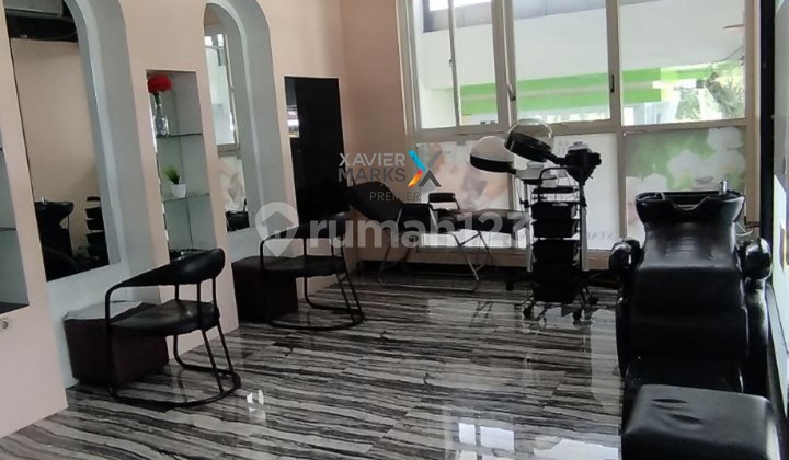 Active Strategic Business Space on Raya Tidar, Malang