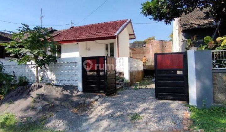 Rumah Villa Bagus Murah Di Cemorokandang Malang