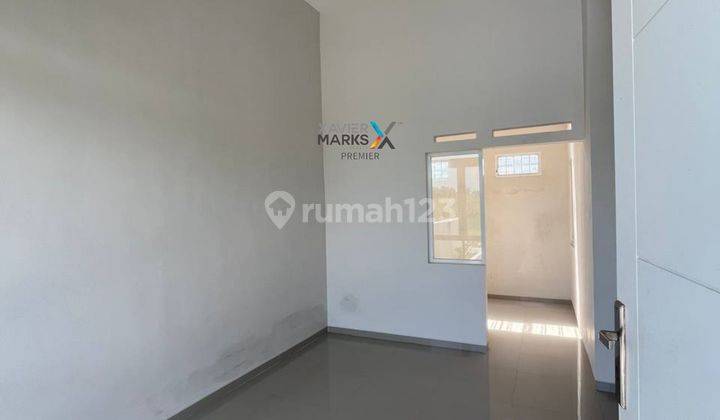 Rumah Modern Minimalis Baru Dekat Exit Tol Di Tlogowaru Malang 2