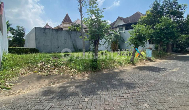 Strategic Land Near Club House Araya Malang