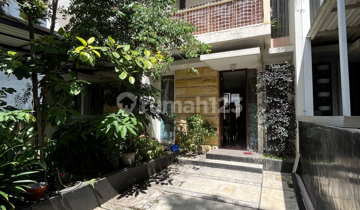 Rumah Minimalis Strategis Dekat Indomaret di Araya Malang
