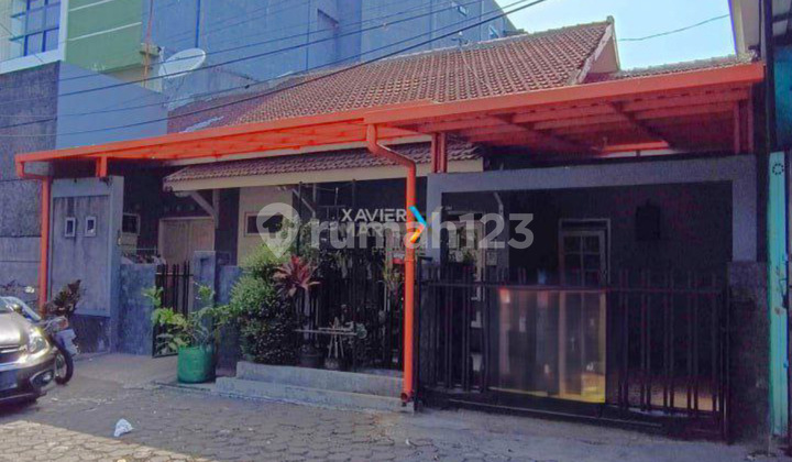 Rumah Strategis Cocok untuk Usaha di Poros Tumenggung Suryo