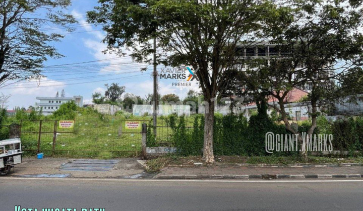 Strategic Land Near the Angkut Museum in Sultan Agung, Batu.