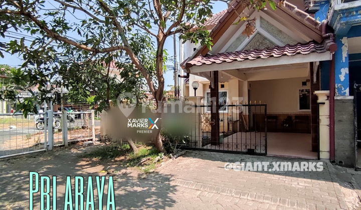 Rumah 2 Lantai Terawat Dekat Plaza Dan Rs Persada Di Araya Malang