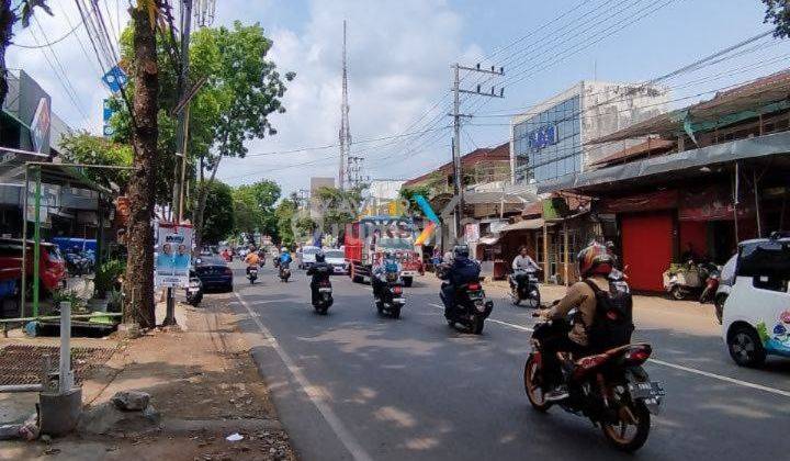 Gudang Strategis Poros Jalan di Sudanco Supriadi, Sukun 2