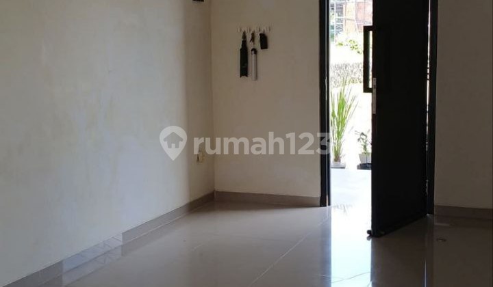 Semi Furnished Modern House in Bridgetown Tidar Malang 2