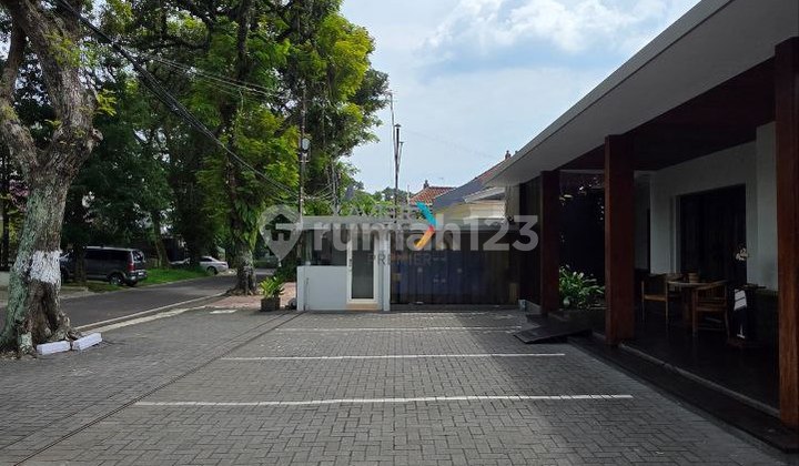 Active Guest House Strategic Location in Ijen Boulevard Klojen Area 2