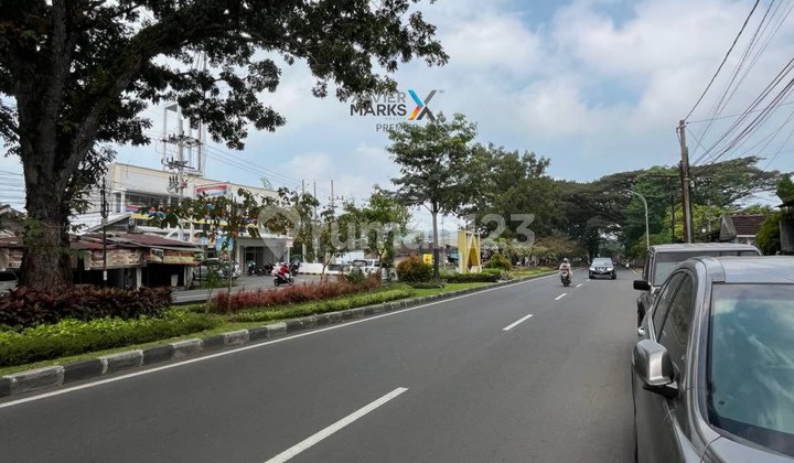 Strategic House by the Main Road of Ki Ageng Gribig, Kedungkandang