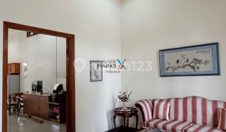 Ready-to-Occupy House in the Mountain Area of Klojen, Central Malang 2