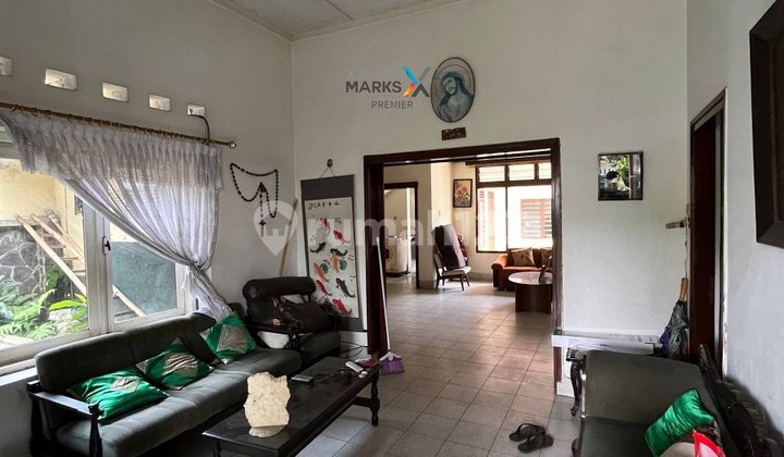 Rumah Klasik Strategis di Nol Jalan Dekat Sekolah di Klojen 2