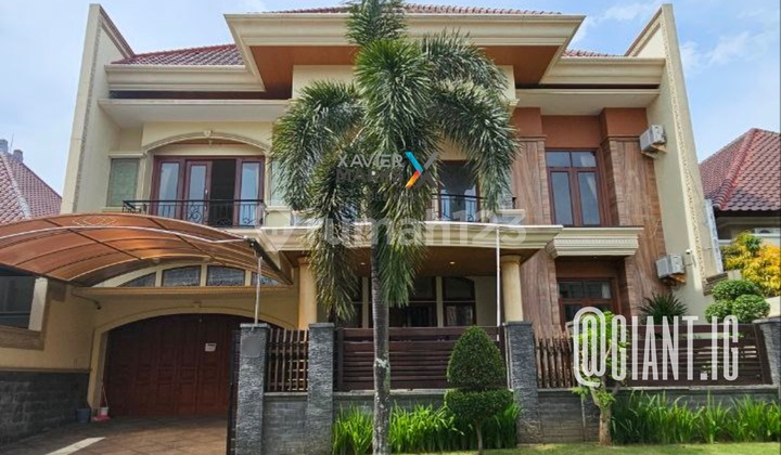 Rumah Mewah Premium Di Perumahan Elit Istana Dieng Malang Rumah Mewah Premium Di Perumahan Elit Istana Dieng Malang