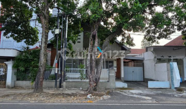 Rumah Vintage Terawat Tengah Kota Daerah Ijen Klojen Malang Rumah Vintage Terawat Tengah Kota Daerah Ijen Klojen Malang