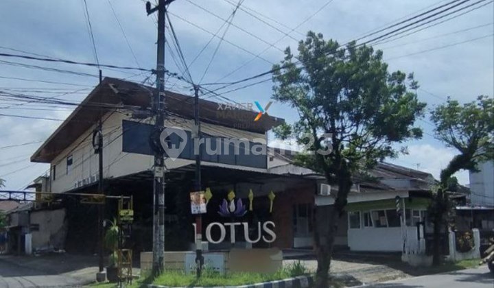 Active Strategic Business Space on Raya Tidar, Malang