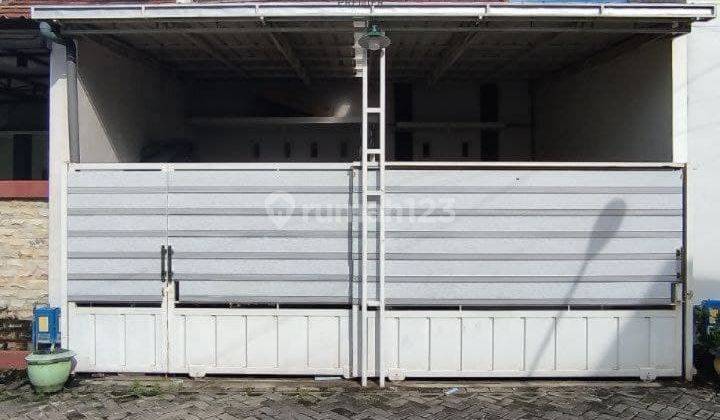 RUMAH MODERN MINIMALIS DI IKAN IKAN LOWOKWARU MALANG 1