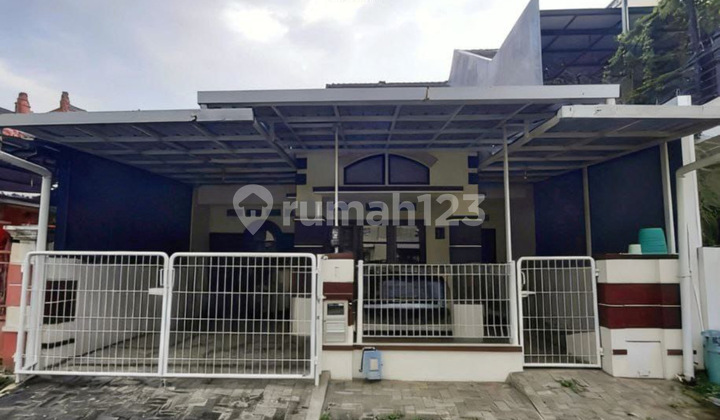 Ready-to-Occupy House Below Market Price in Araya Front Malang