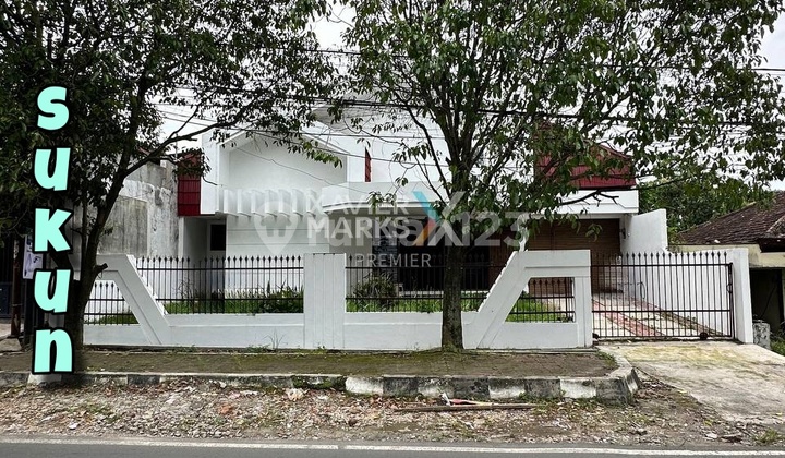 Rumah Klasik Terawat Strategis Di Burung Burung Sukun Malang Rumah Klasik Terawat Strategis Di Burung Burung Sukun Malang