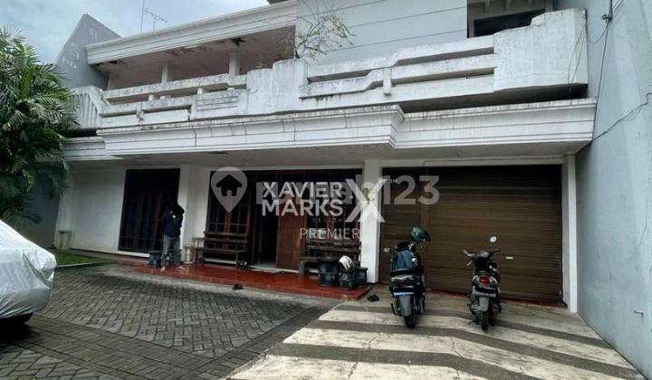 Rumah Mewah dengan Taman Luas Dekat Charish di Tidar Malang 2