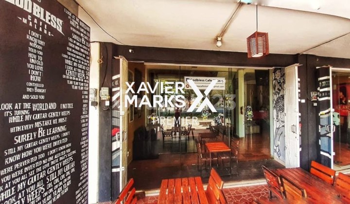 STRATEGIC SHOPHOUSE ON THE MAIN ROAD AXIS OF SAWOJAJAR, MALANG 2