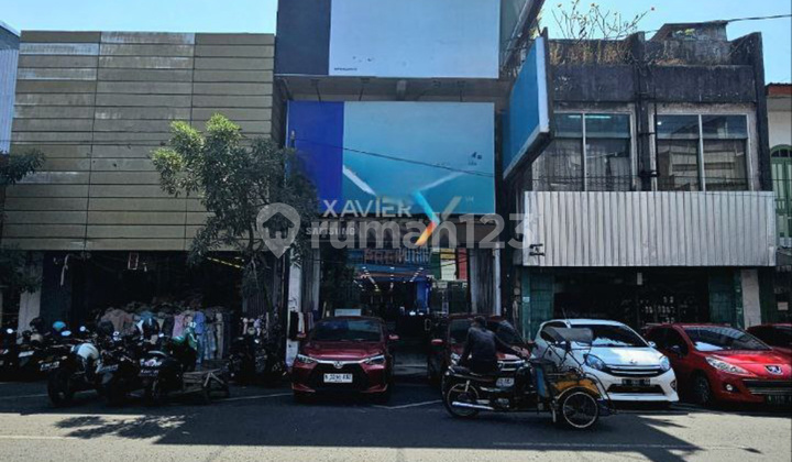 The most strategic shophouse on the great Malang market axis.