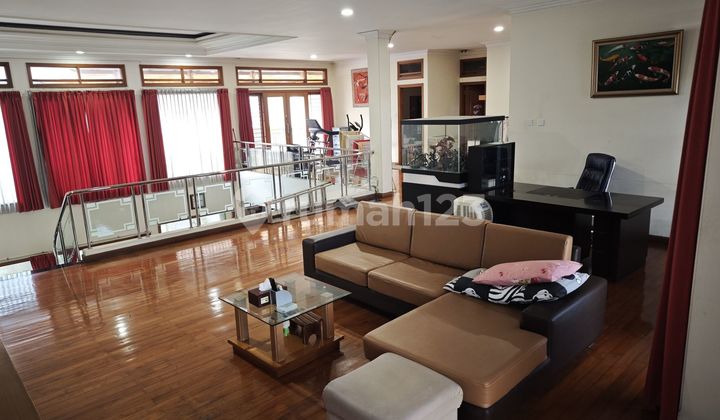 Beautiful Grand House Mekarwangi Bandung 2
