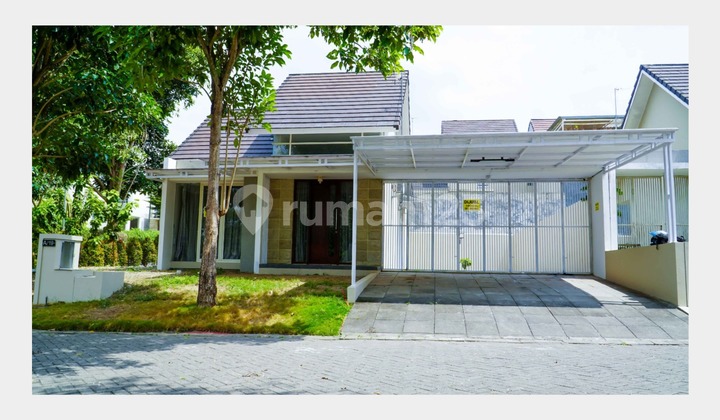 Nice and Comfortable House in Gamping, Sleman, Located in the Elite Ciputra Area. Nice and Comfortable House in Gamping, Sleman, Located in the Elite Ciputra Area.