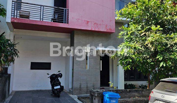 RUMAH MODERN DI LINGKUNGAN STRATEGIS AREA KEROBOKAN 1