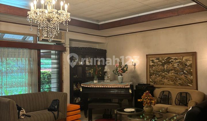 Dijual Rumah Lokasi Premium Siap Huni di Kemang Jakarta Selatan
