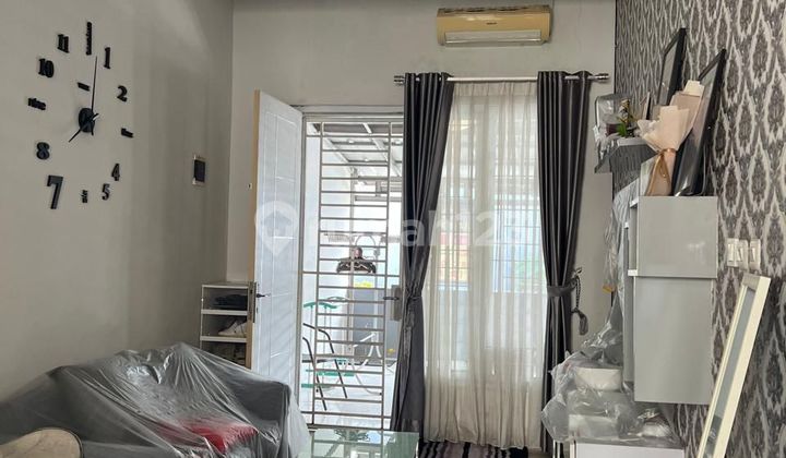 Dijual.rumah Nyaman Dan Strategis Di Pondok Cabe 2