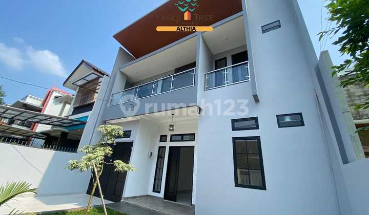 2-Story Ready-to-Live House with Private Pool in BSD Tangerang