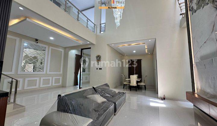 Dijual Rumah Mewah 2 Lantai Posisi Hook Dan Strategis  1