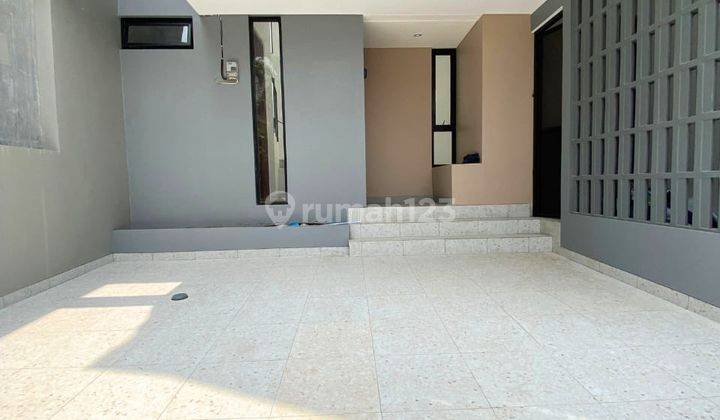 Rumah Modern Minimalis 2 Lantai Di Sektor 9 Bintaro 1