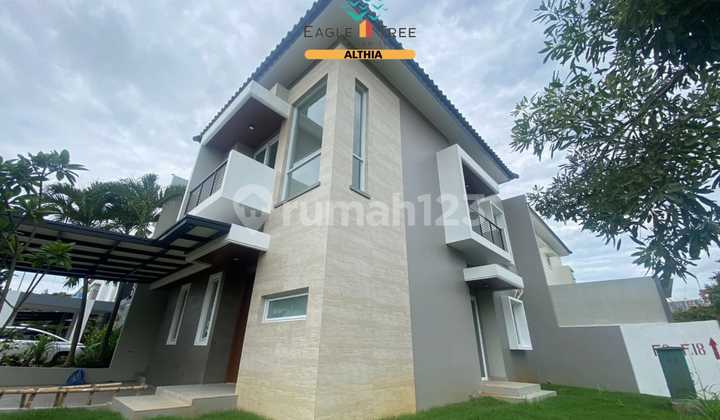 Nice and Comfortable 2-Story House Ready to Move In at BSD 2