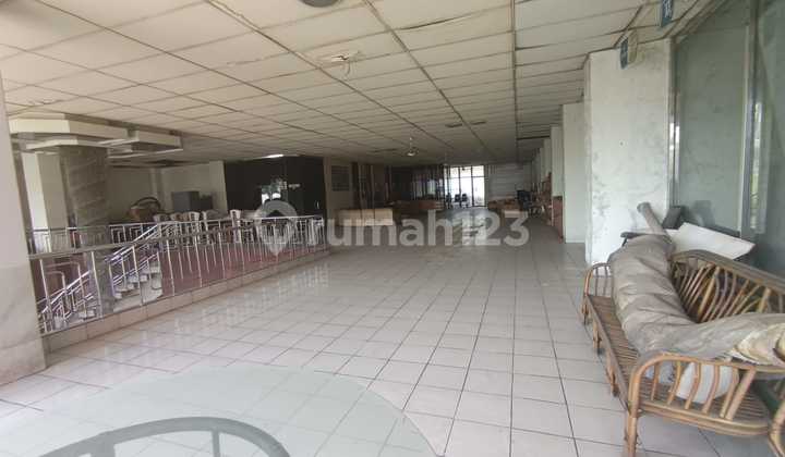 Ruko 840 m2 Di Jalan Protokol  Cocok untuk Showroom Semarang Tengah, 10349 2