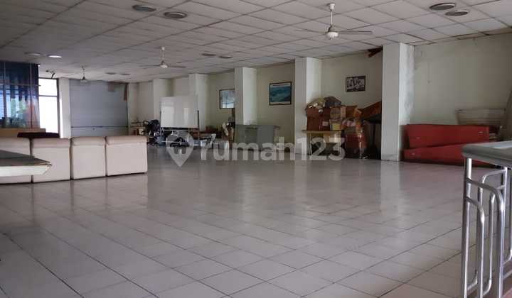 Ruko 840 m2 Di Jalan Protokol  Cocok untuk Showroom Semarang Tengah, 10349 1
